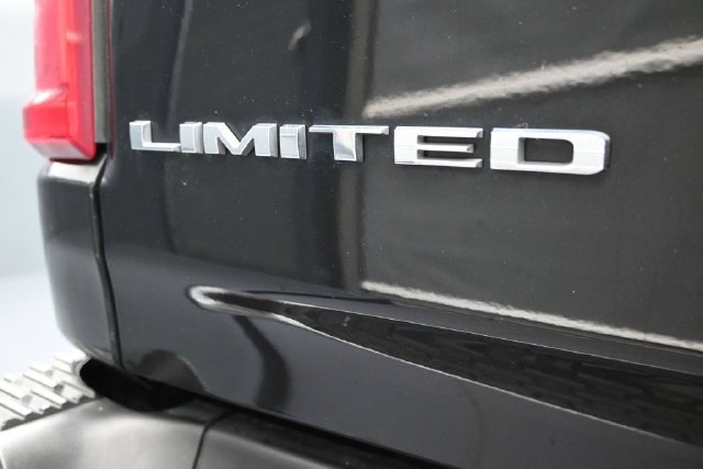 Used 2025 RAM 1500 Limited AWD/4WD image 31