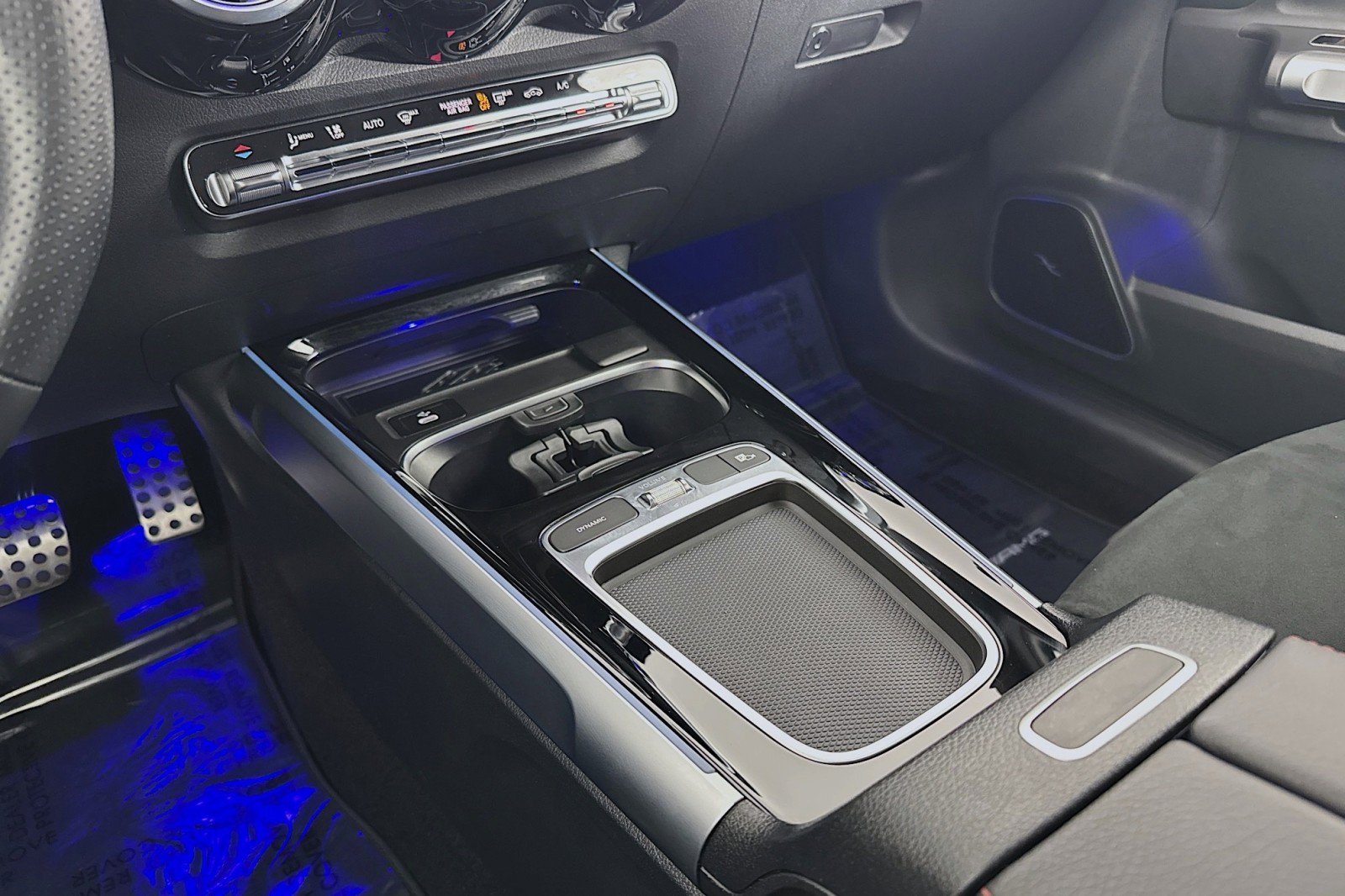 Used 2025 Mercedes-Benz GLB 250 GLB 250 image 6