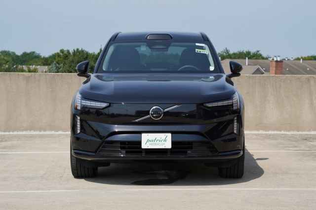 New 2025 Volvo EX90 Plus image 2