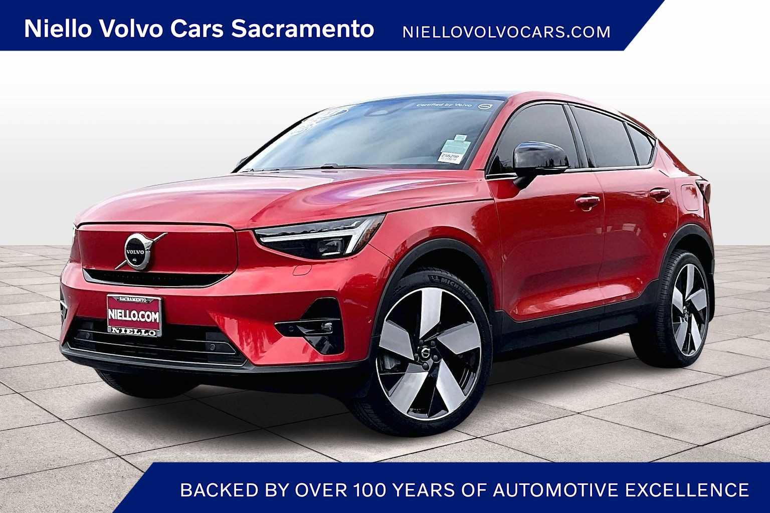 Used 2023 Volvo C40 P8 Recharge Ultimate w/ Protection Package Premier image 1