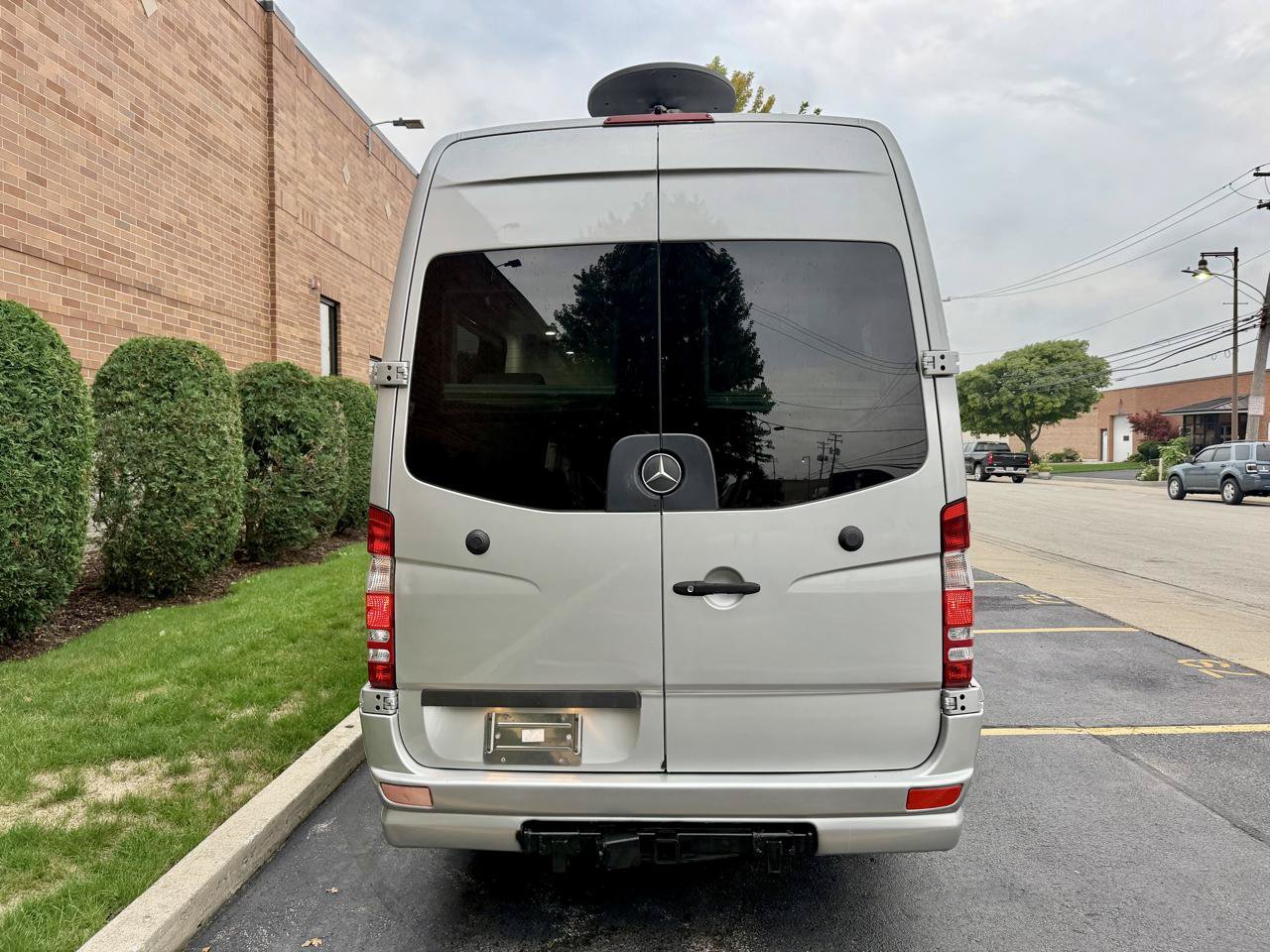 Used 2012 Mercedes-Benz Sprinter 3500 image 11