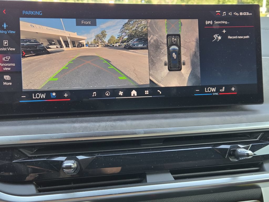 Certified 2025 BMW X7 M60i AWD/4WD image 21