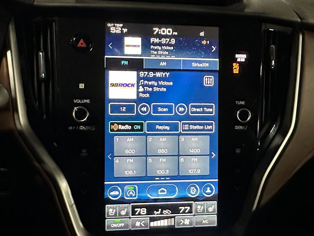 Used 2024 Subaru Outback Touring w/ Popular Package #2 image 14