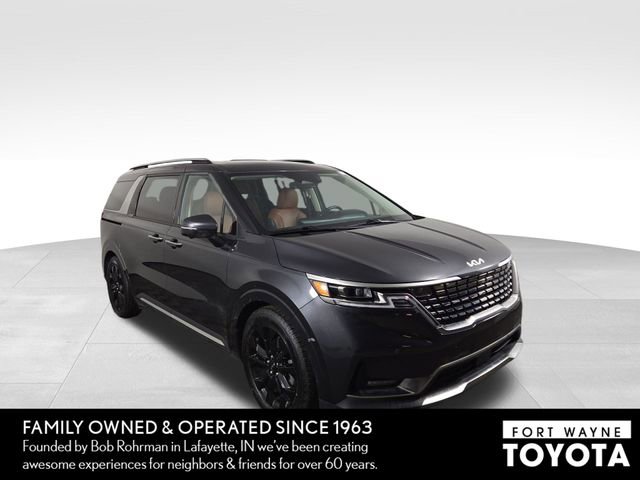 Used 2024 Kia Carnival SX Prestige image 4
