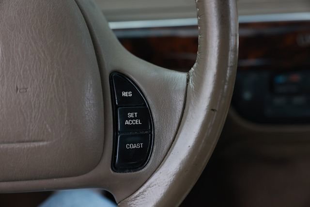 Used 2004 Mercury Grand Marquis LS image 32