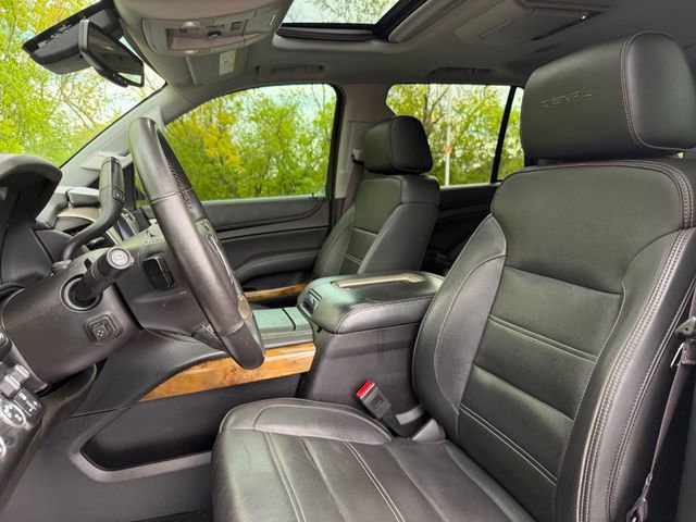 Used 2017 GMC Yukon Denali w/ Open Road Package AWD/4WD image 20