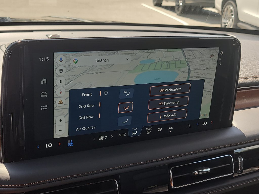 Certified 2025 Lincoln Aviator Black Label AWD/4WD image 23