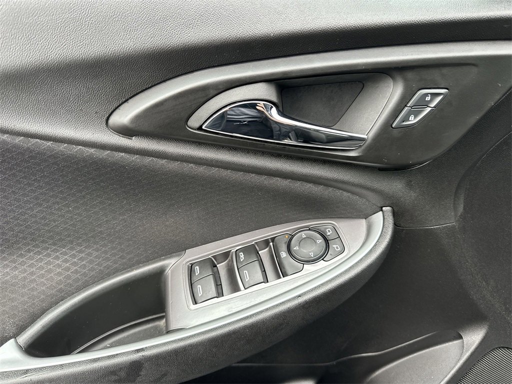 Used 2024 Chevrolet Malibu LT image 13