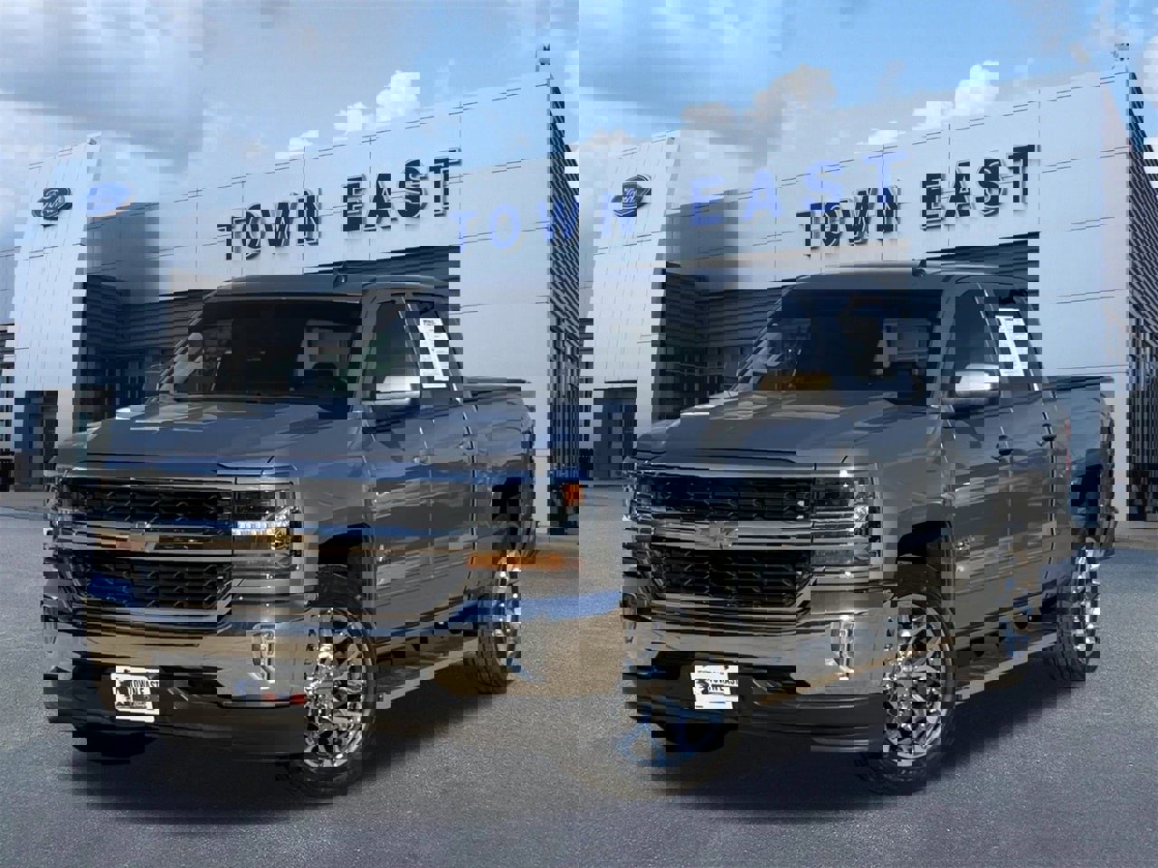 Used 2017 Chevrolet Silverado 1500 LT w/ Texas Edition