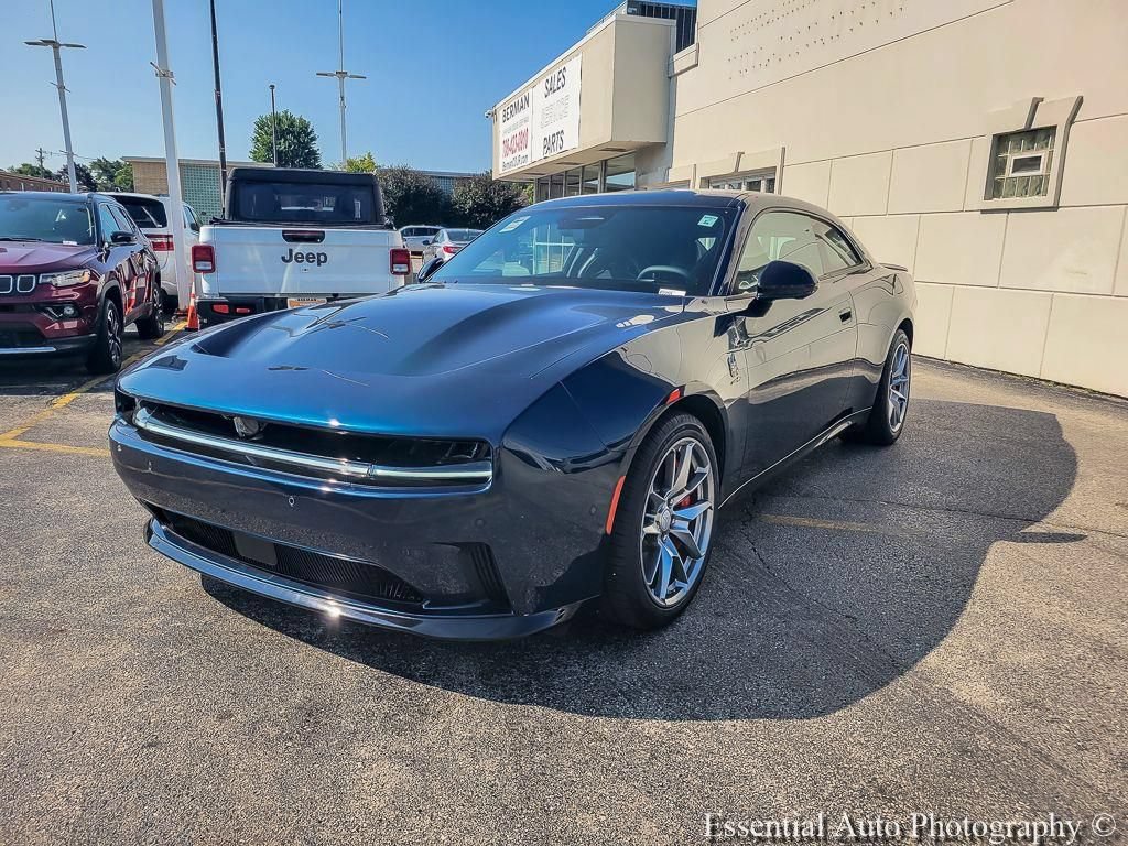 Used 2024 Dodge Charger Daytona Scat Pack w/ Plus Group AWD/4WD image 9