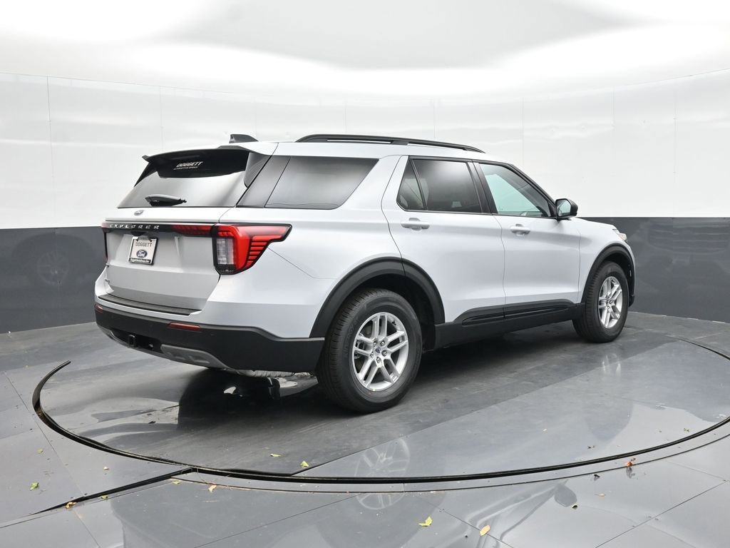 New 2026 Ford Explorer Active w/ Active Comfort Package image 7