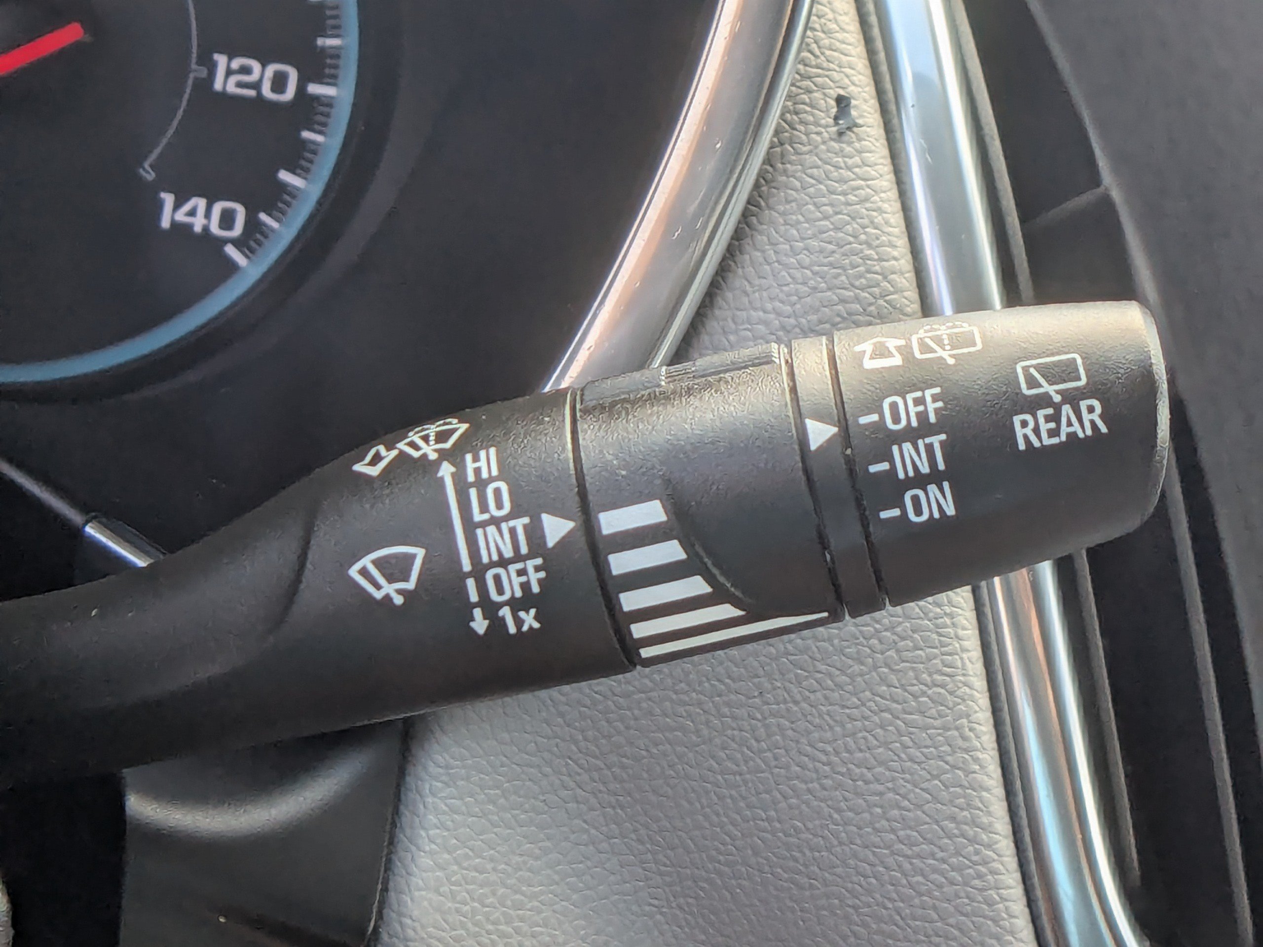 Certified 2021 Chevrolet Equinox LS FWD image 27