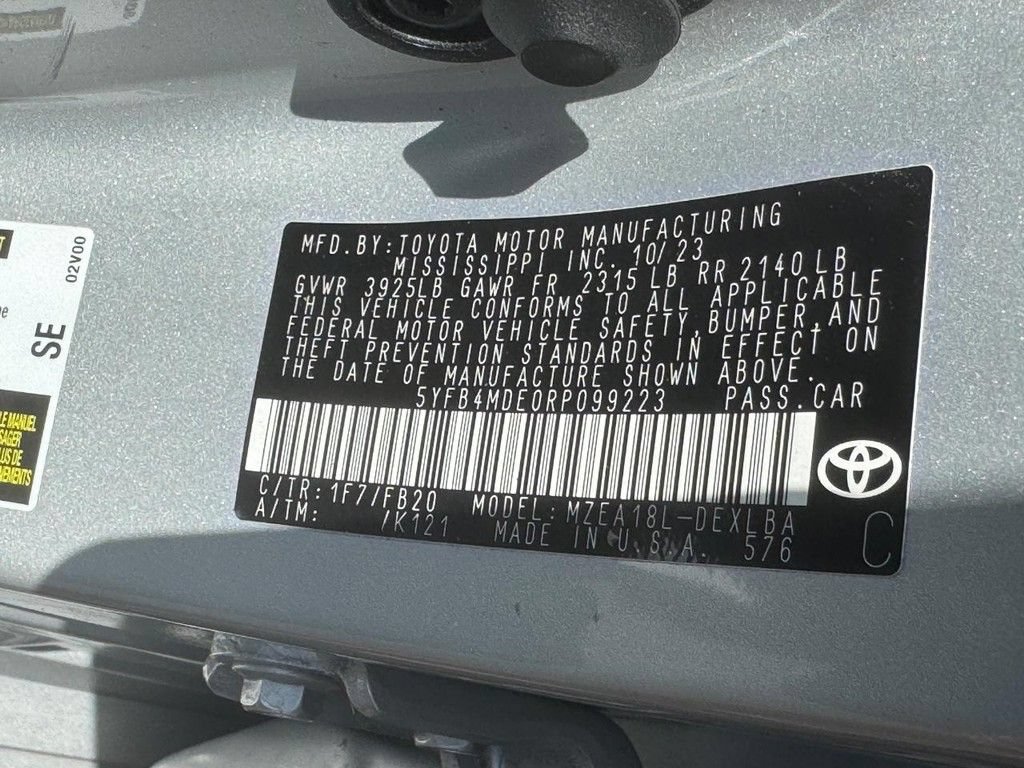 Used 2024 Toyota Corolla LE FWD image 29