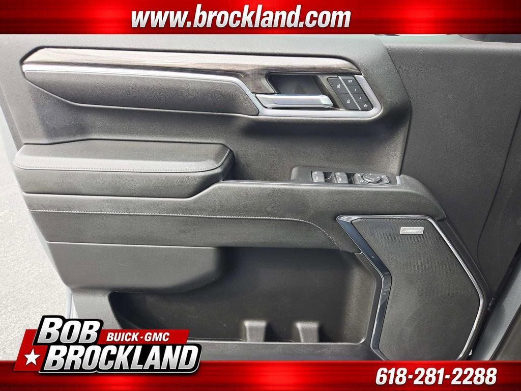 Used 2023 Chevrolet Silverado 1500 LTZ image 37