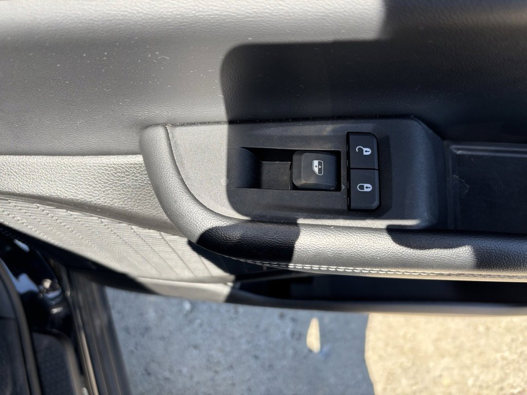 Used 2024 Jeep Grand Cherokee L Laredo image 27