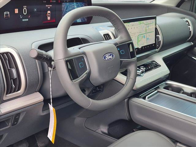 New 2027 Ford Expedition Max Active RWD video 3