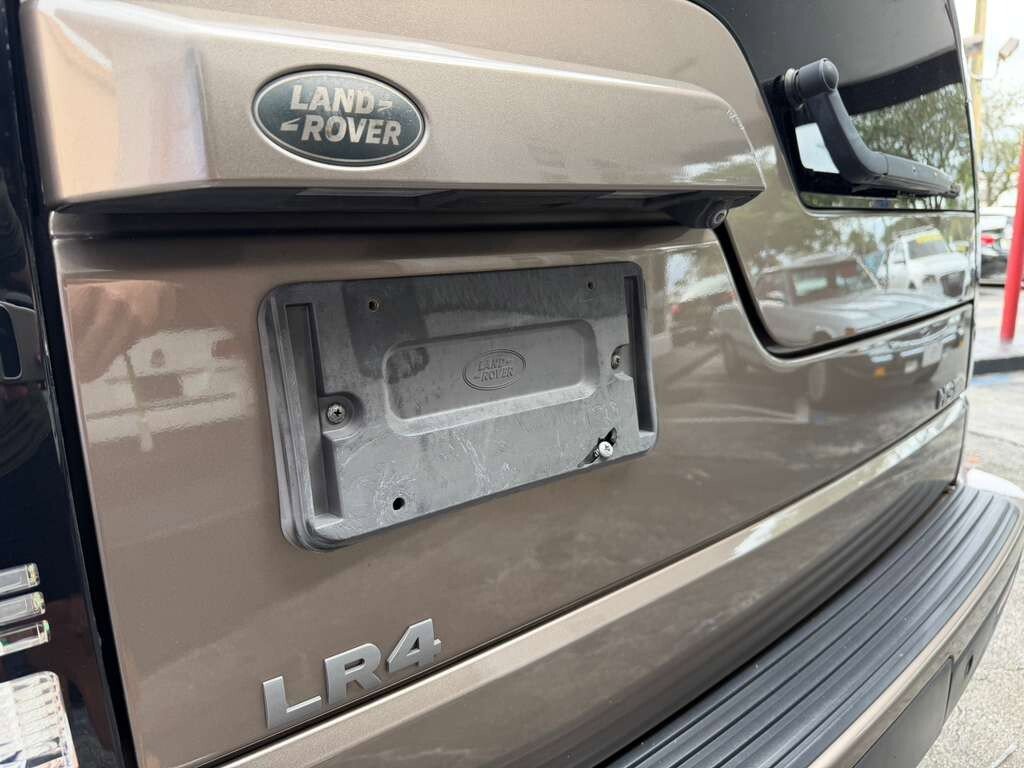 Used 2016 Land Rover LR4 HSE image 5