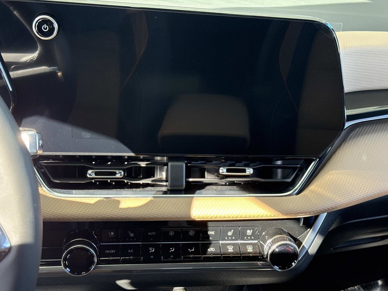 New 2026 Chevrolet Equinox ACTIV w/ Convenience Package III image 3