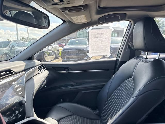 Used 2018 Toyota Camry SE w/ Audio Package FWD image 21