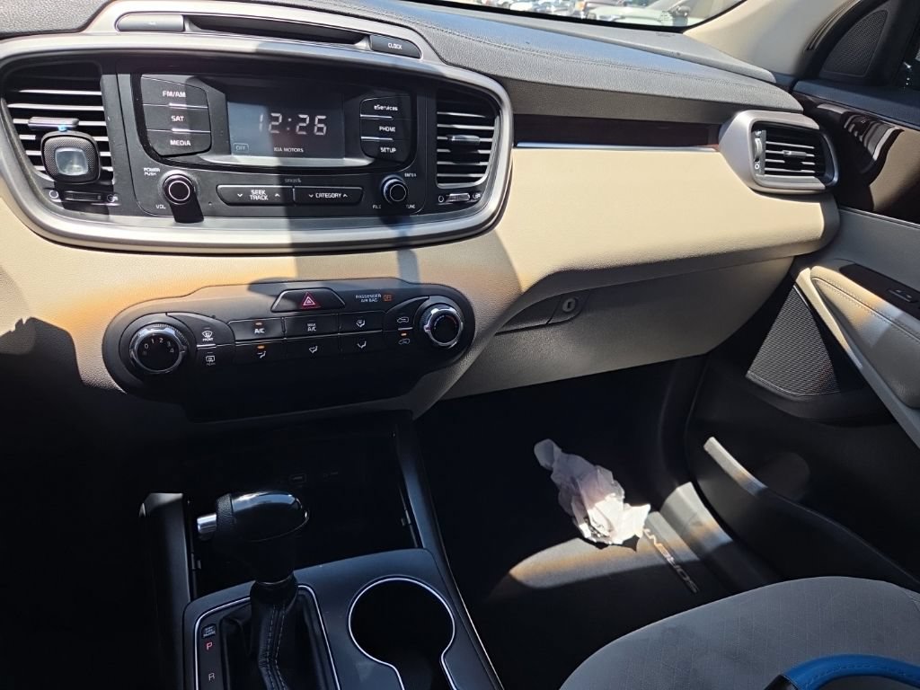 Used 2016 Kia Sorento LX FWD image 14