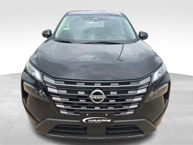 New 2026 Nissan Rogue SV FWD image 5