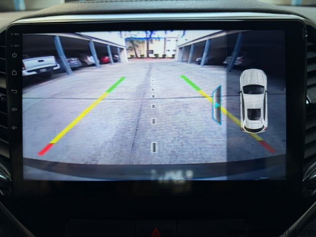 Used 2019 Jeep Cherokee Latitude Plus image 21