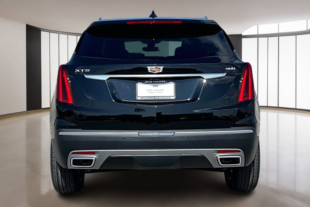 New 2026 Cadillac XT5 Premium Luxury w/ Driver Assist Package FWD image 4
