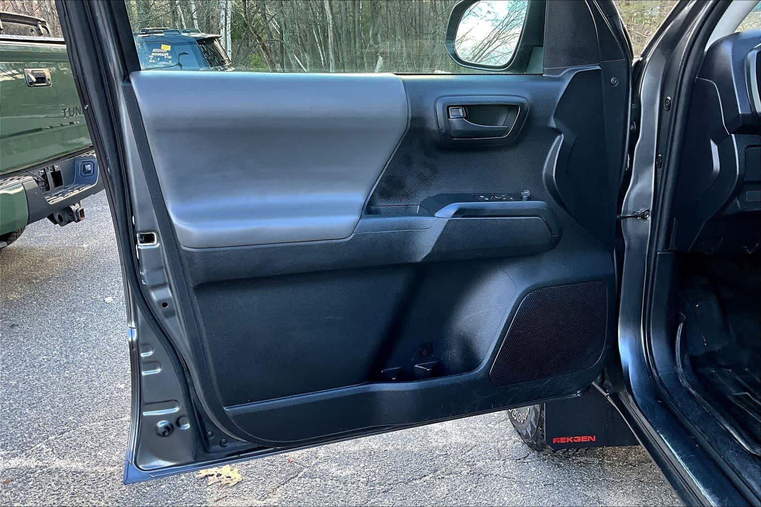 Used 2021 Toyota Tacoma SR image 20