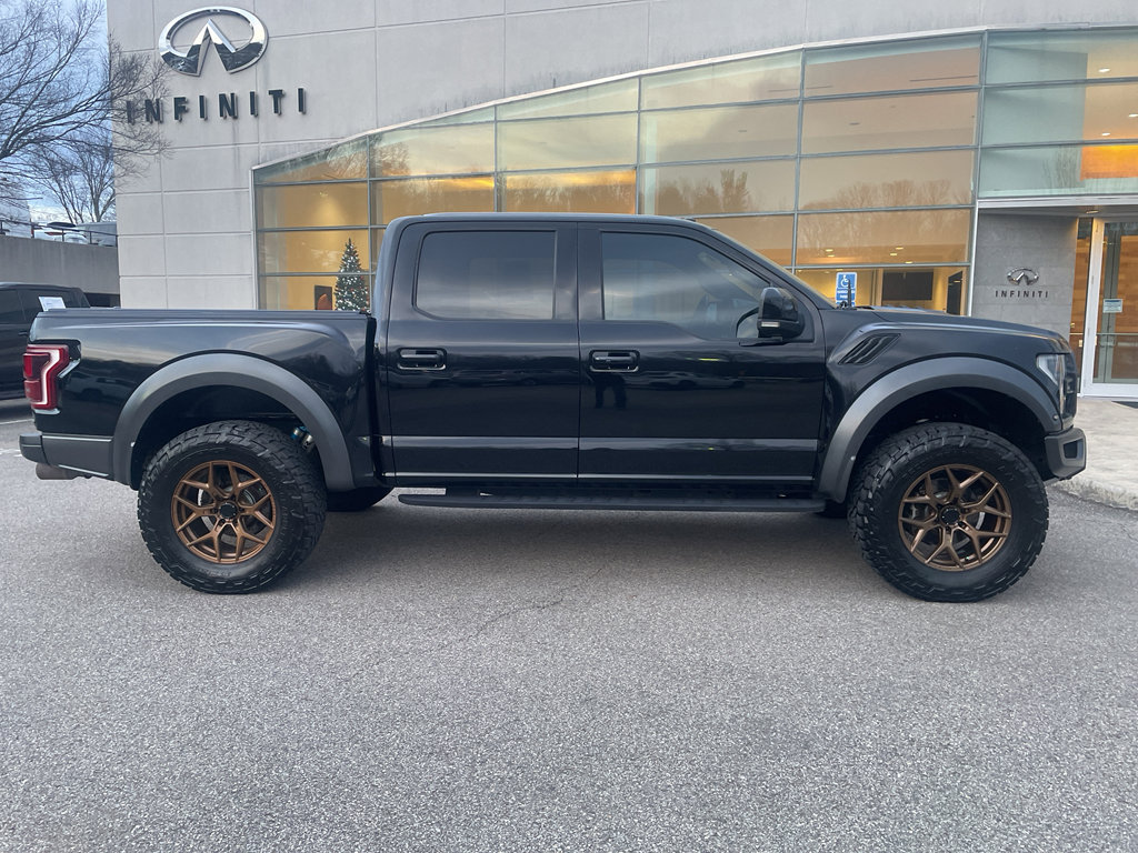 Used 2018 Ford F150 Raptor w/ Equipment Group 802A Luxury image 2