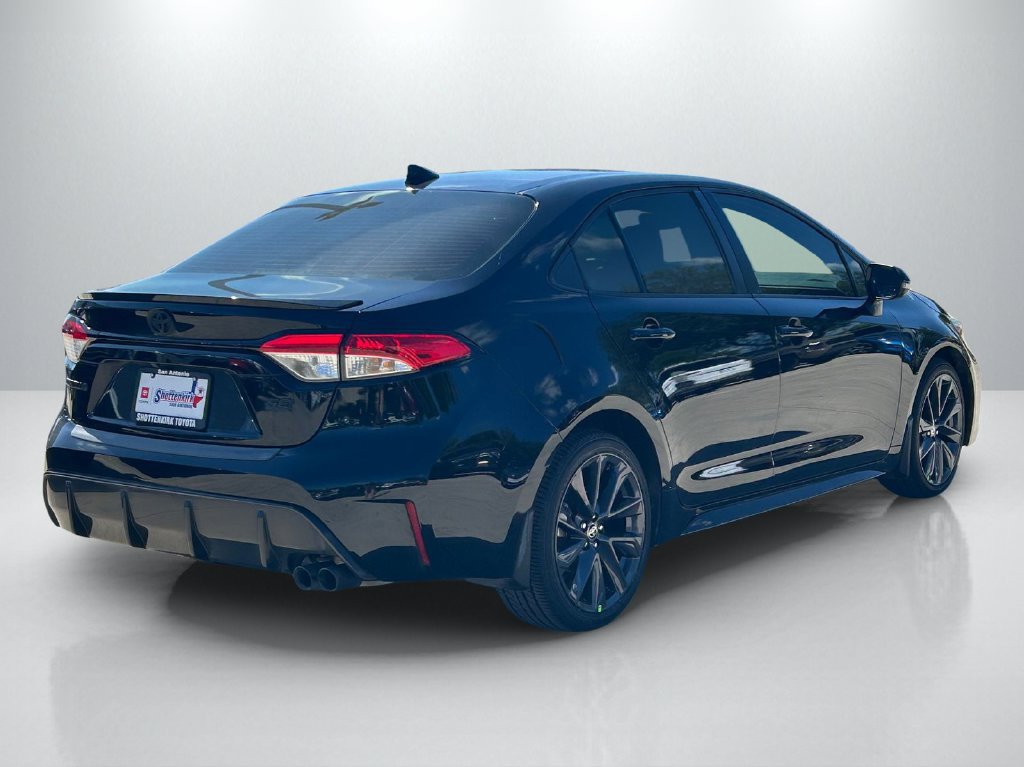 Certified 2025 Toyota Corolla SE FWD image 5