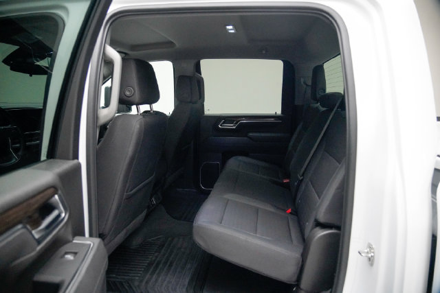 Used 2025 Chevrolet Silverado 2500 LT w/ Convenience Package AWD/4WD image 24