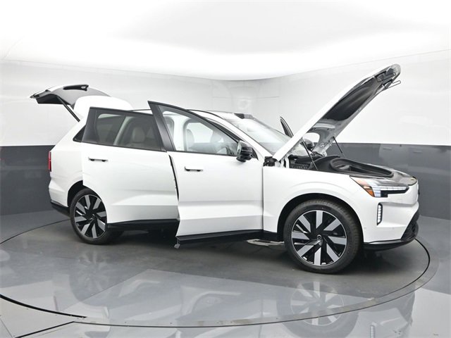 New 2025 Volvo EX90 Plus w/ Protection Package Premier image 49