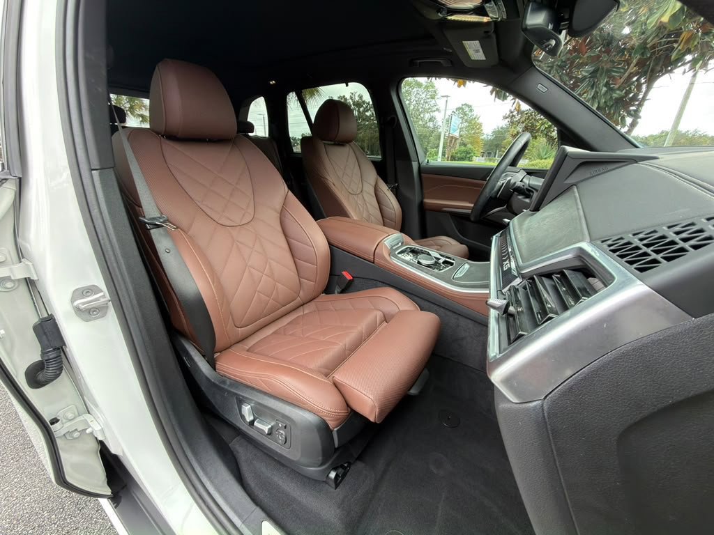 Certified 2024 BMW X5 xDrive40i w/ Premium Package AWD/4WD image 26