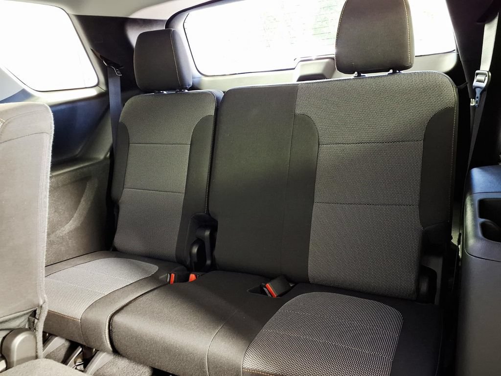 Used 2019 Chevrolet Traverse LS FWD image 9