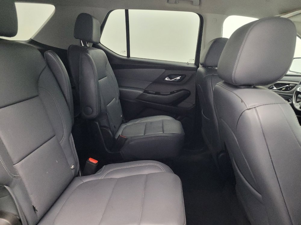 Used 2020 Chevrolet Traverse LT w/ LT Premium Package image 19
