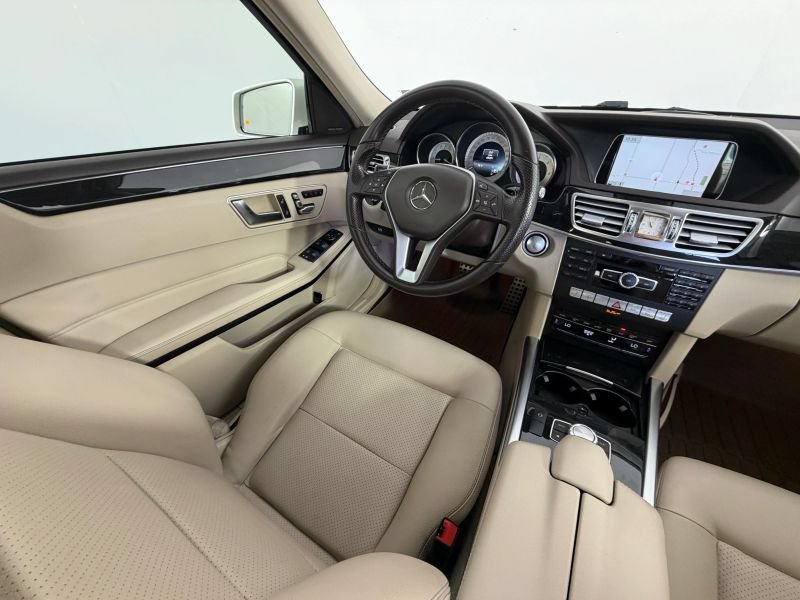 Used 2014 Mercedes-Benz E 250 BlueTEC 4MATIC Sedan image 79