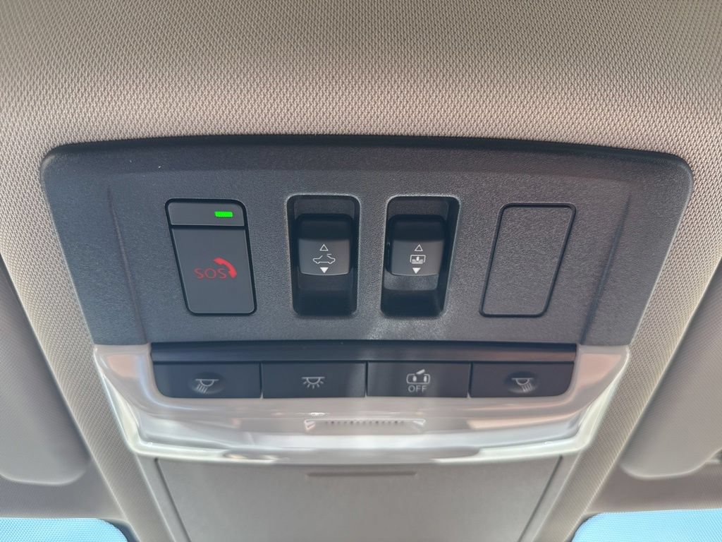 New 2026 Nissan Rogue Platinum w/ Platinum Premium Package AWD/4WD image 16