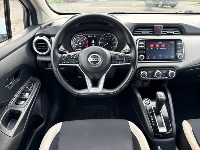 Used 2022 Nissan Versa SV FWD image 18