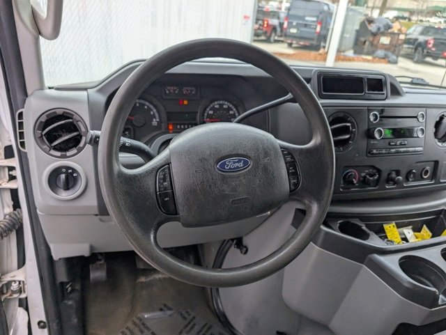 Used 2009 Ford E-350 and Econoline 350 XLT image 10