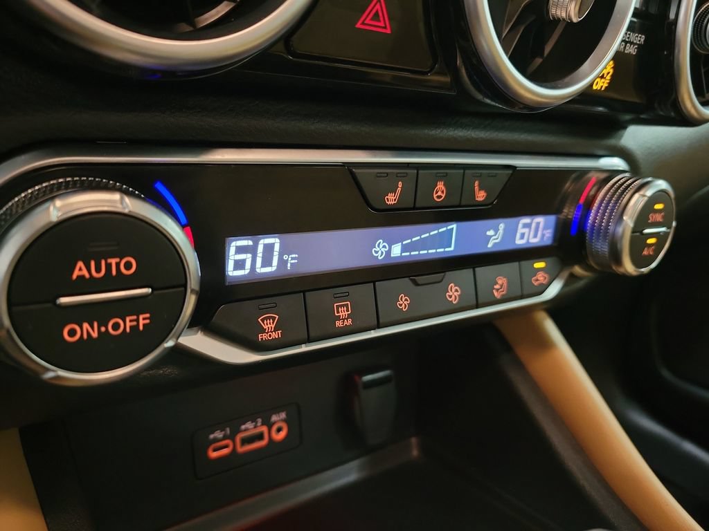 Used 2023 Nissan Sentra SV w/ SV Premium Package FWD image 20