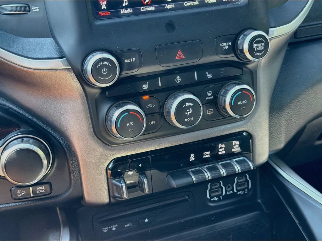 Used 2019 RAM 1500 Big Horn AWD/4WD image 16