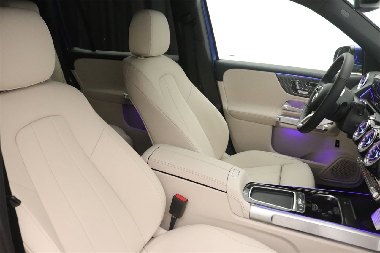 New 2026 Mercedes-Benz GLB 250 image 9