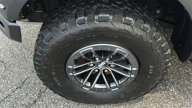 Used 2020 Ford F150 Raptor w/ Equipment Group 802A Luxury image 35