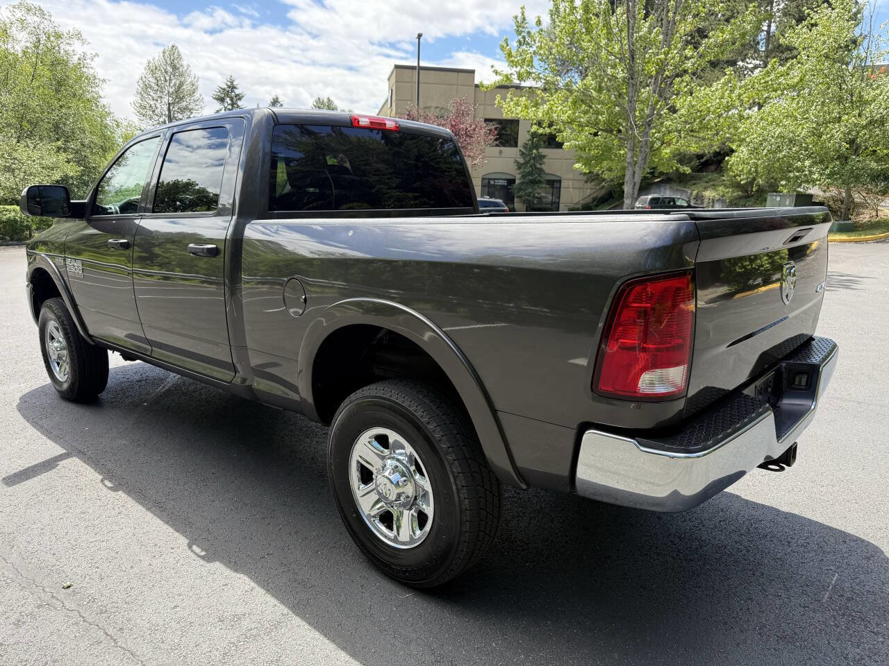 Used 2017 RAM 2500 Tradesman w/ Chrome Appearance Group AWD/4WD image 8