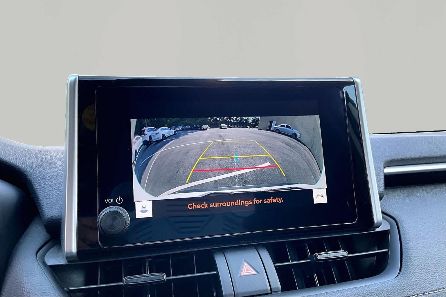 Certified 2025 Toyota RAV4 XLE AWD/4WD image 27
