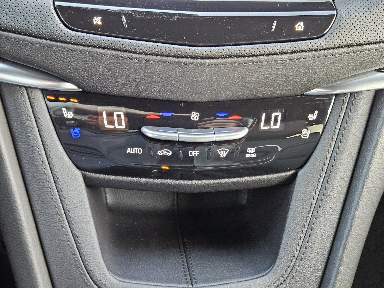 New 2026 Cadillac XT5 Premium Luxury w/ Driver Assist Package FWD image 13