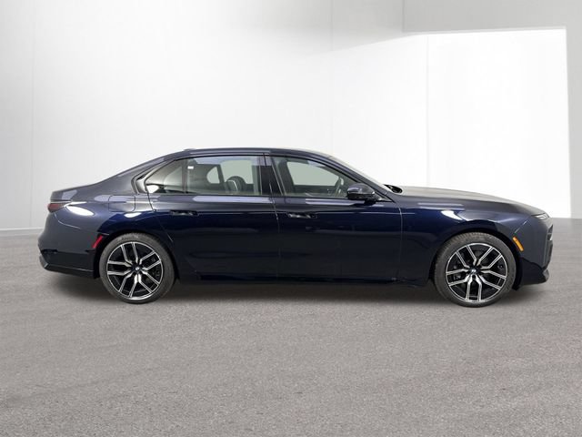 Used 2026 BMW 760i xDrive AWD/4WD image 36