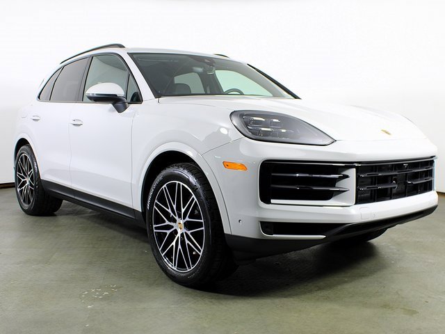 New 2025 Porsche Cayenne image 9