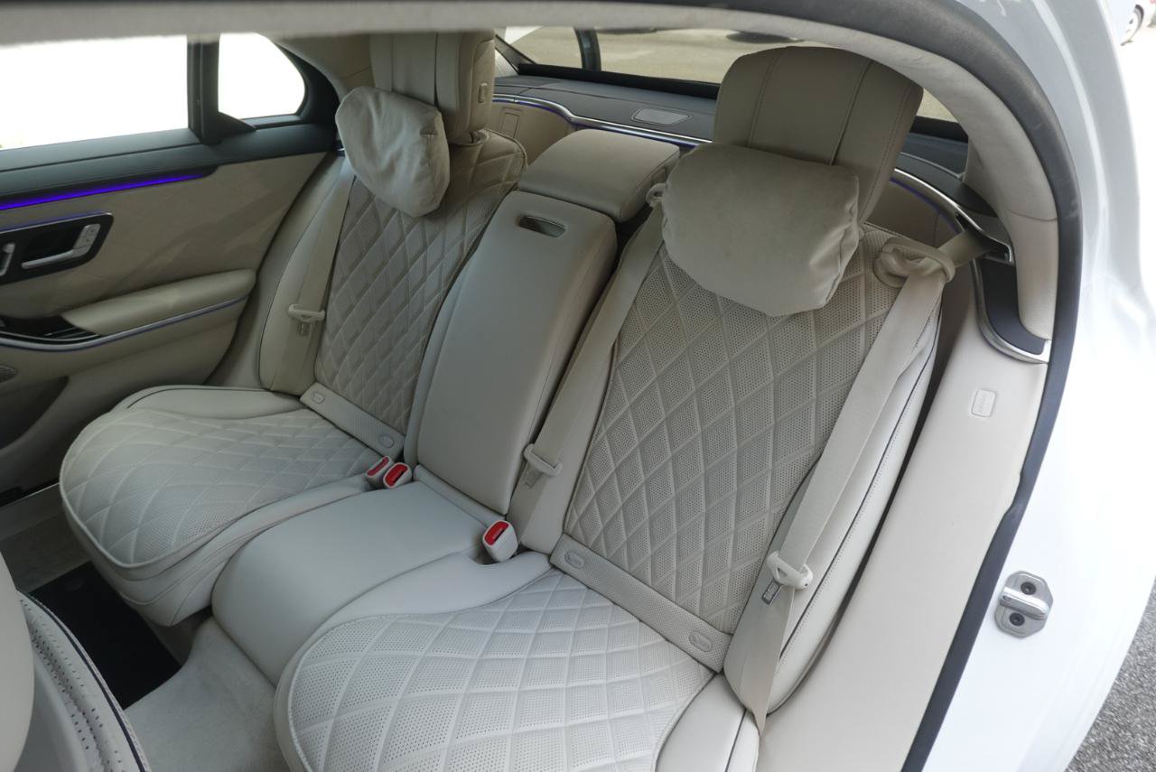 Used 2025 Mercedes-Benz S 580e 4MATIC Sedan image 17
