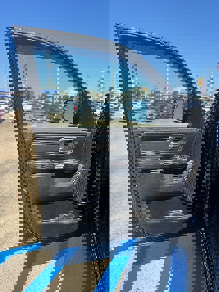 Used 2020 RAM 1500 Laramie w/ Sport Appearance Package image 7